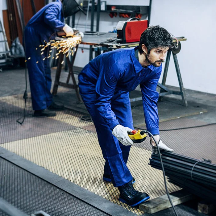  Bota de seguridad de piel no metálico Comp+ S3